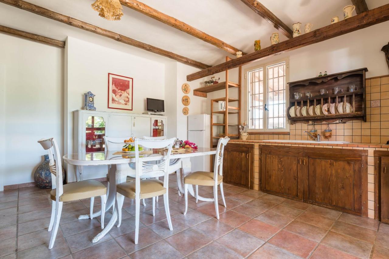 奥斯图尼Il Trullo Di Martino别墅 外观 照片